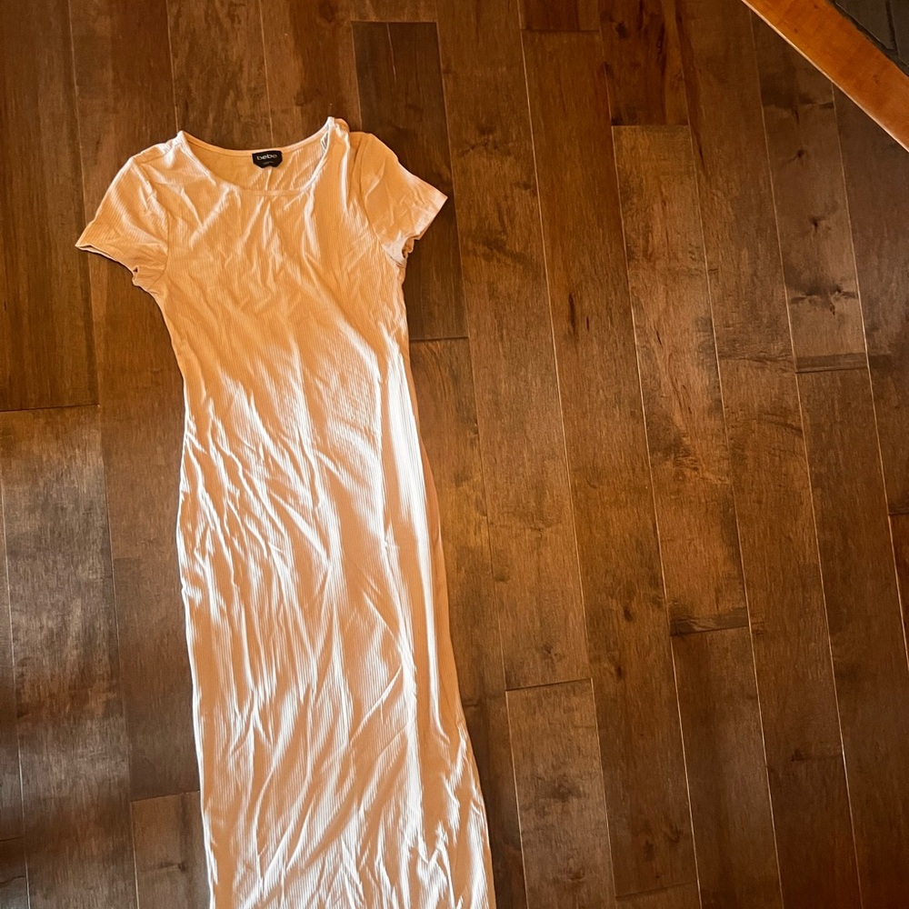Bebe Cream Sheath Maxi Dress Casual Short Sleeve